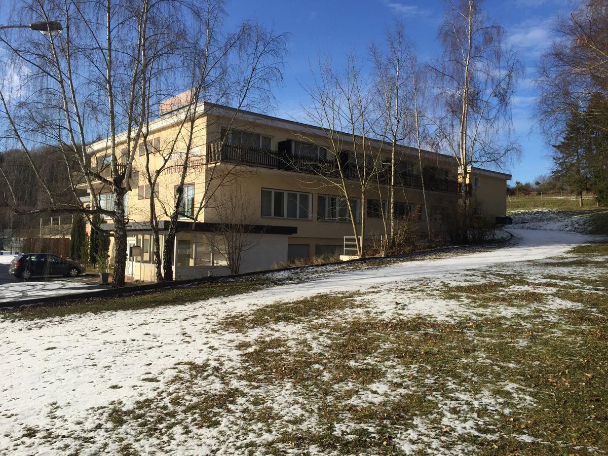 Hotel Am Rossberg Altenahr Exterior photo